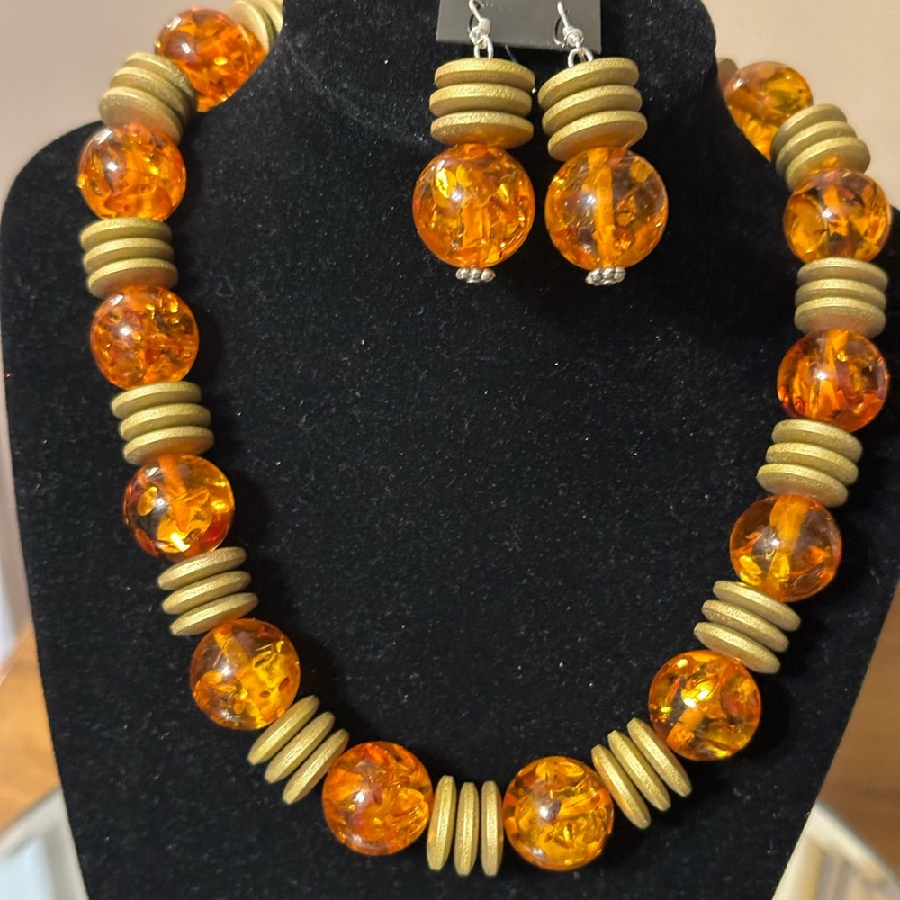 Amber & Wooden Beads 2Pc Chocker Necklace set.